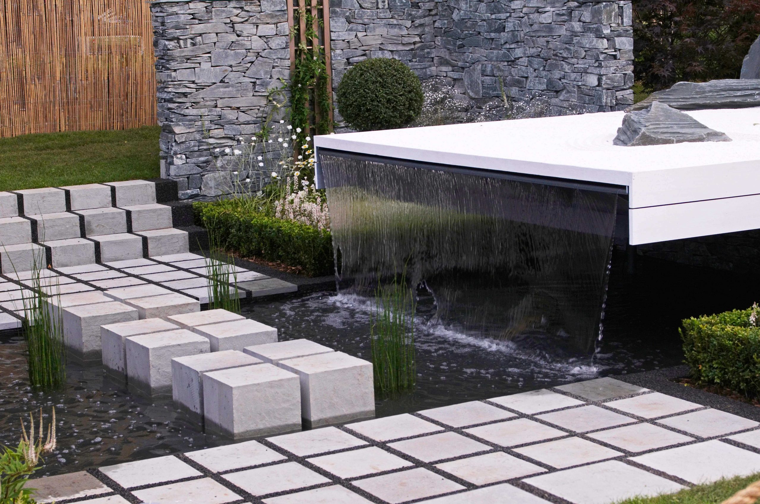 Garden Water Feature And Fountain Installation Company Mitcham CR4