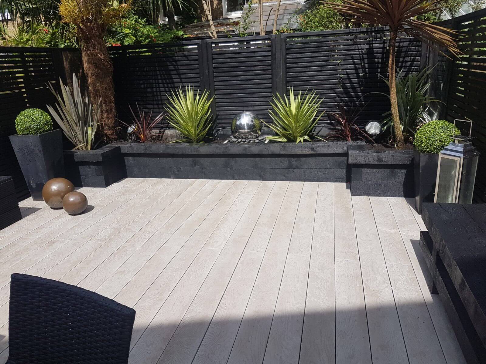 Composite Deck Installers Mitcham CR4